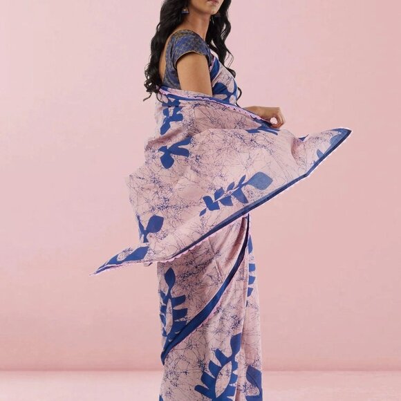 Elegant Jaipur Cotton Saree in Pink and Blue | Muvvas Boutique - Picture 2 of 4